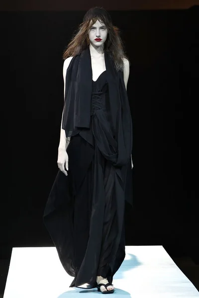 Look 32